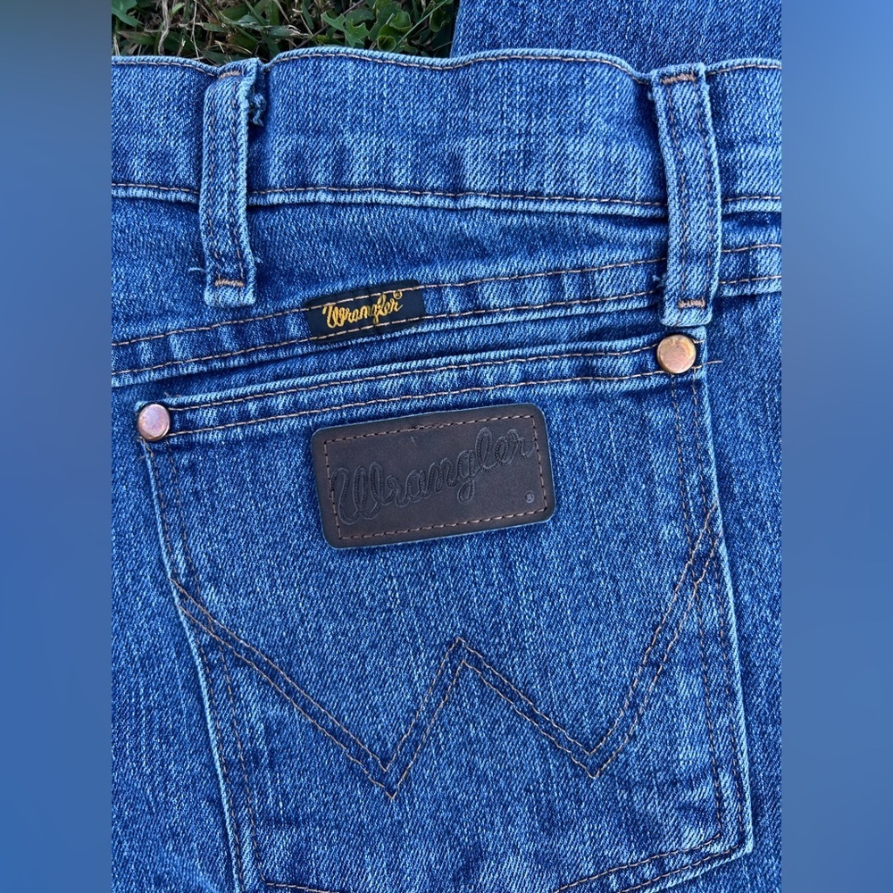 Wrangler Men’s Light Blue Cowboy Cut Cotton Blend Western Denim Jeans Size 38X34 - Picture 2 of 5